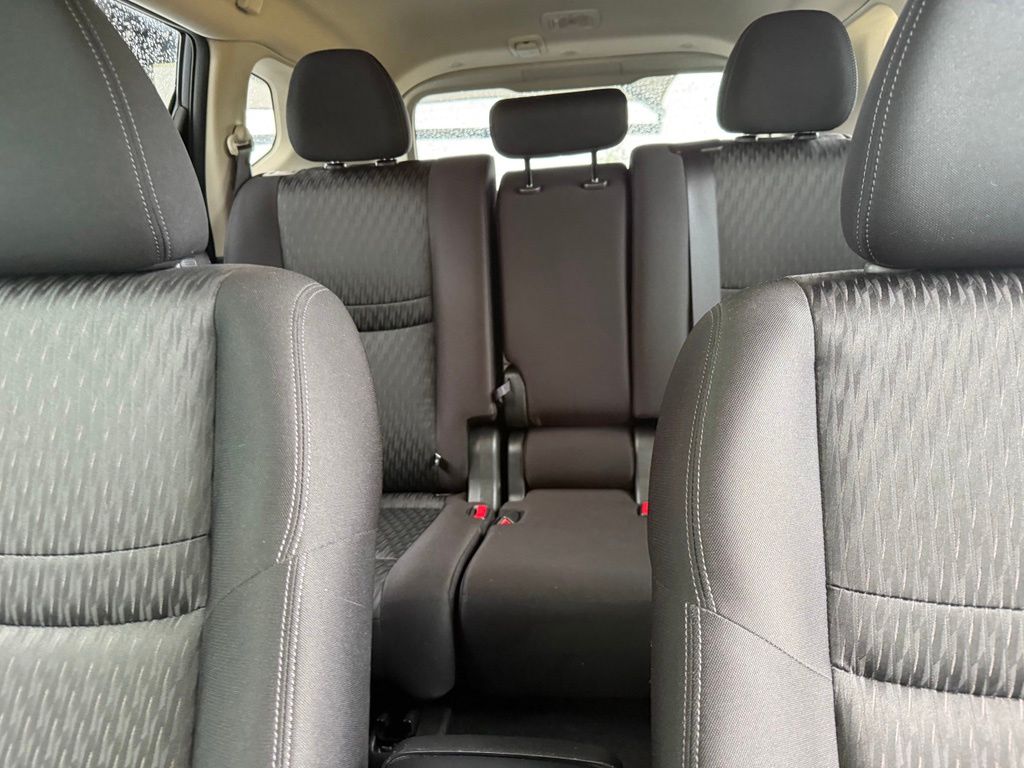Thumbnail: 2019 Nissan Rogue - 20