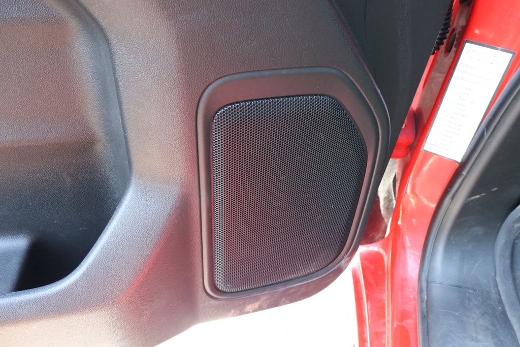 Thumbnail: 2019 Chevrolet Silverado 1500 - 16