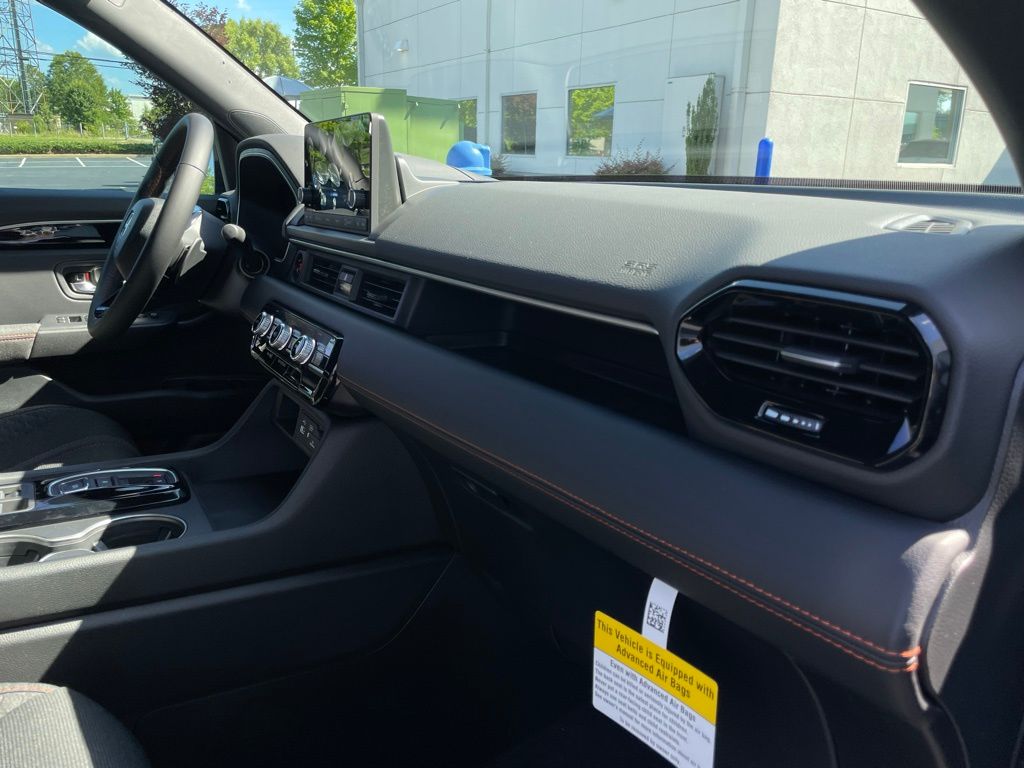 Thumbnail: 2025 Honda Pilot - 32
