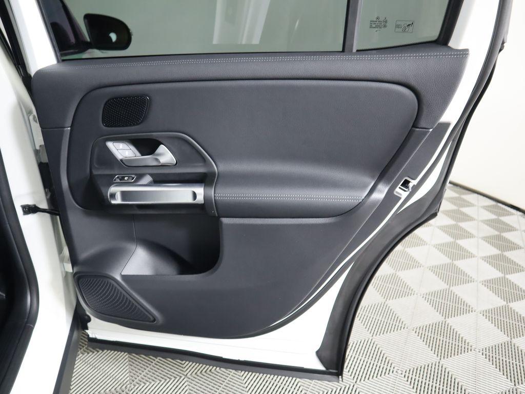 2024 Mercedes-Benz EQB 250+ 29