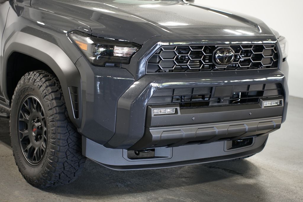 Thumbnail: 2025 Toyota 4Runner - 4