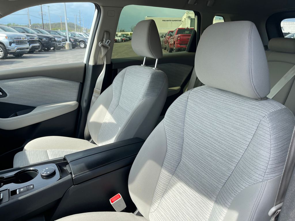 used 2023 Nissan Rogue car