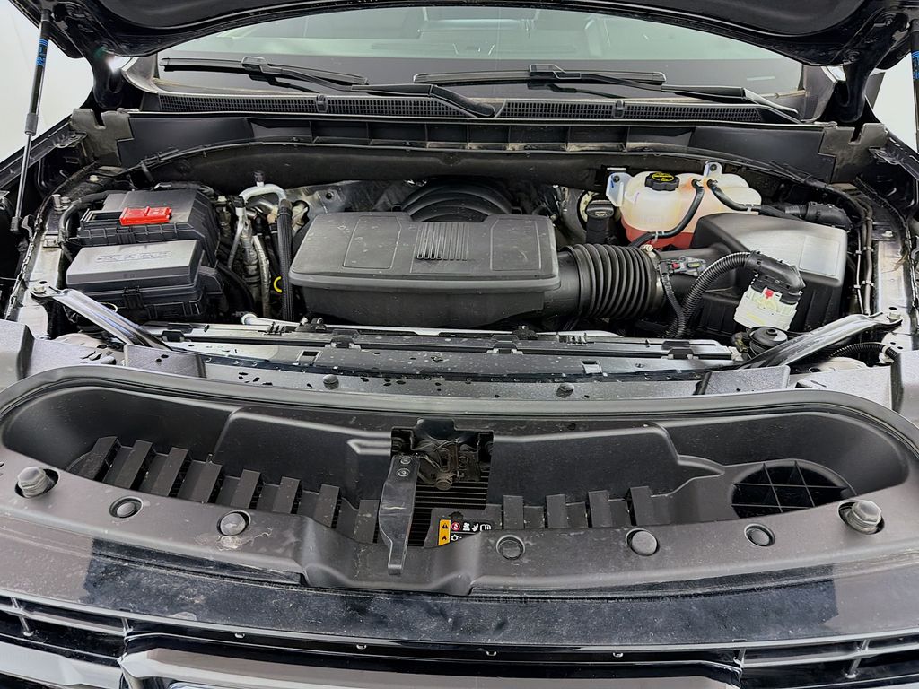 Used 2025 GMC Yukon SUV