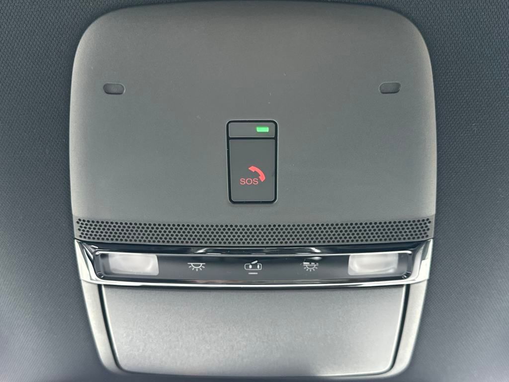 2025 Nissan Armada SL photo