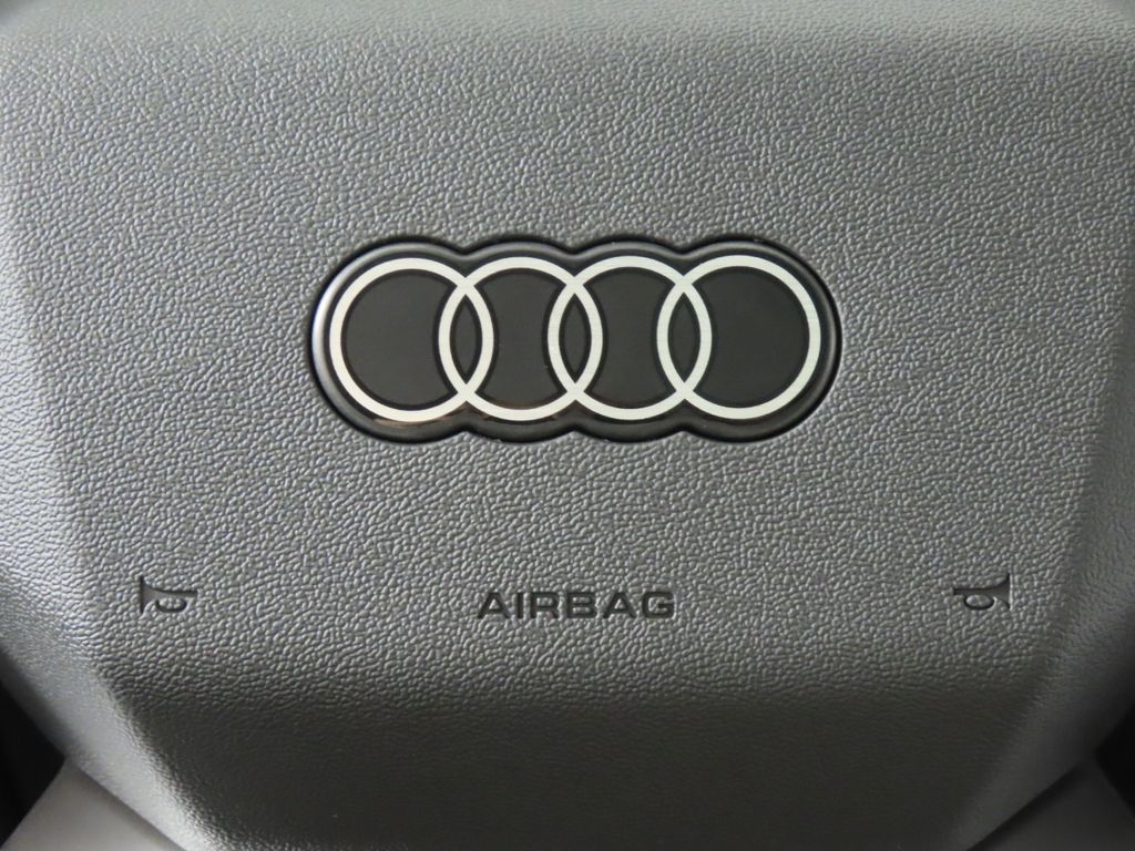 Thumbnail: 2026 Audi Q3 - 17