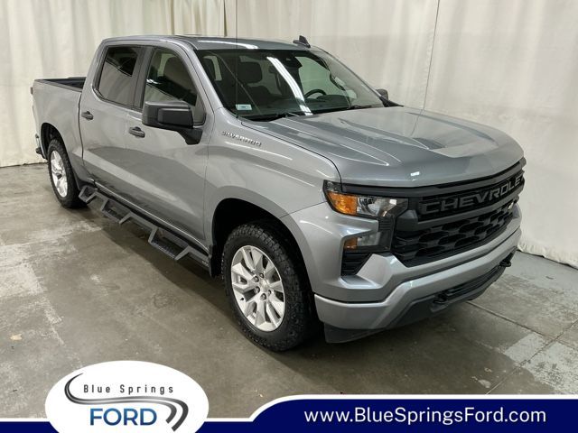 Sterling Gray Metallic 2023 Chevrolet Silverado 1500 Custom Crew Cab 4WD Pickup Truck Four-Wheel Drive 8-Speed Automatic