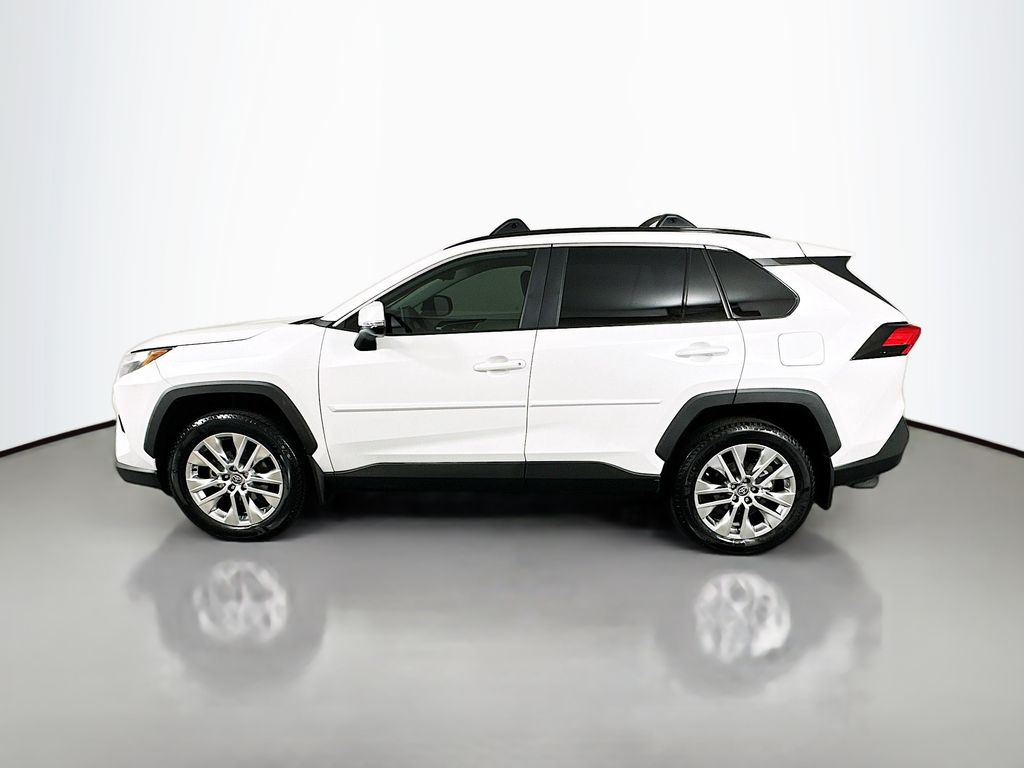 Thumbnail: 2025 Toyota RAV4 - 8