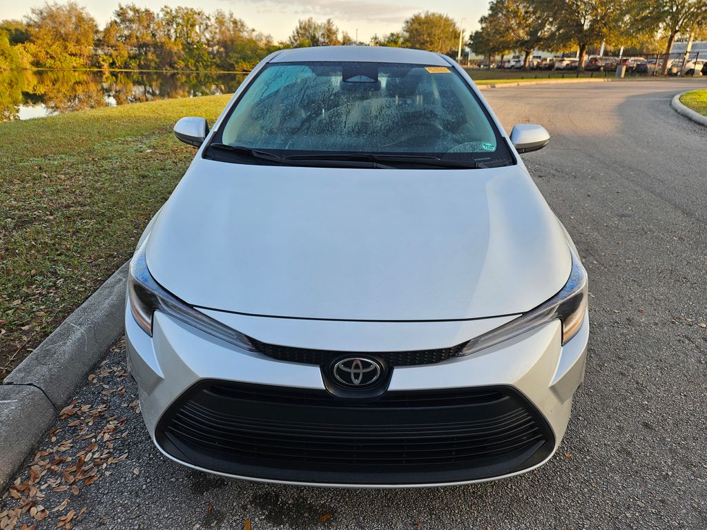 2024 Toyota Corolla LE 8