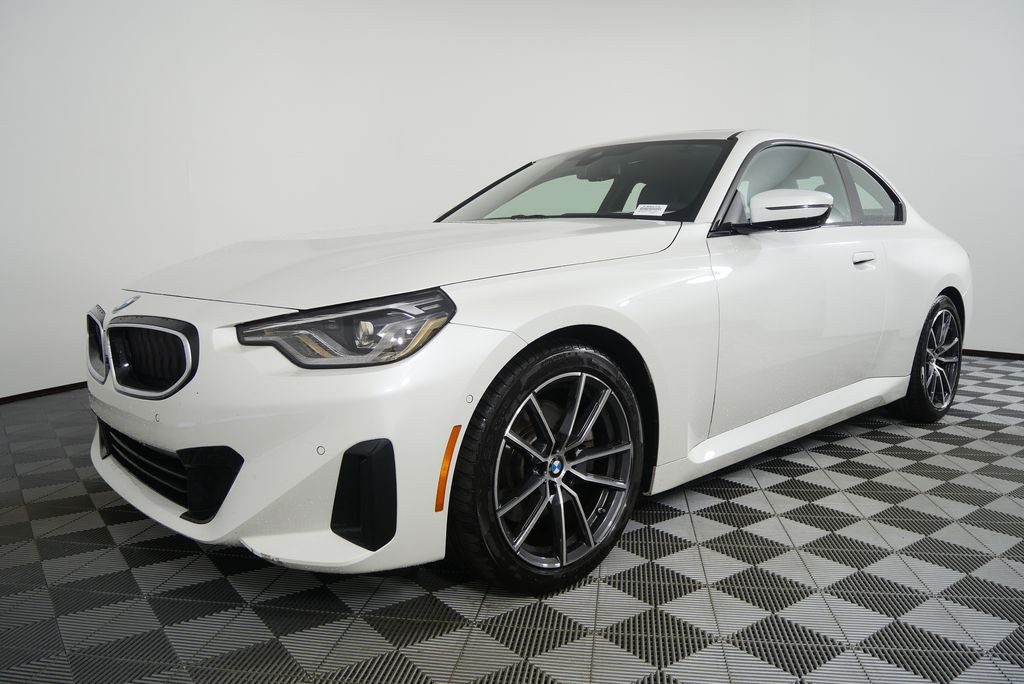 Thumbnail: 2025 BMW 2 Series - 8