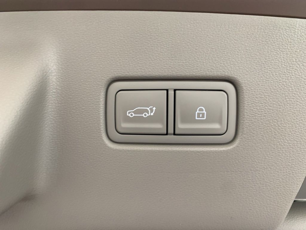 New 2026 Brown Hyundai SEL image 19