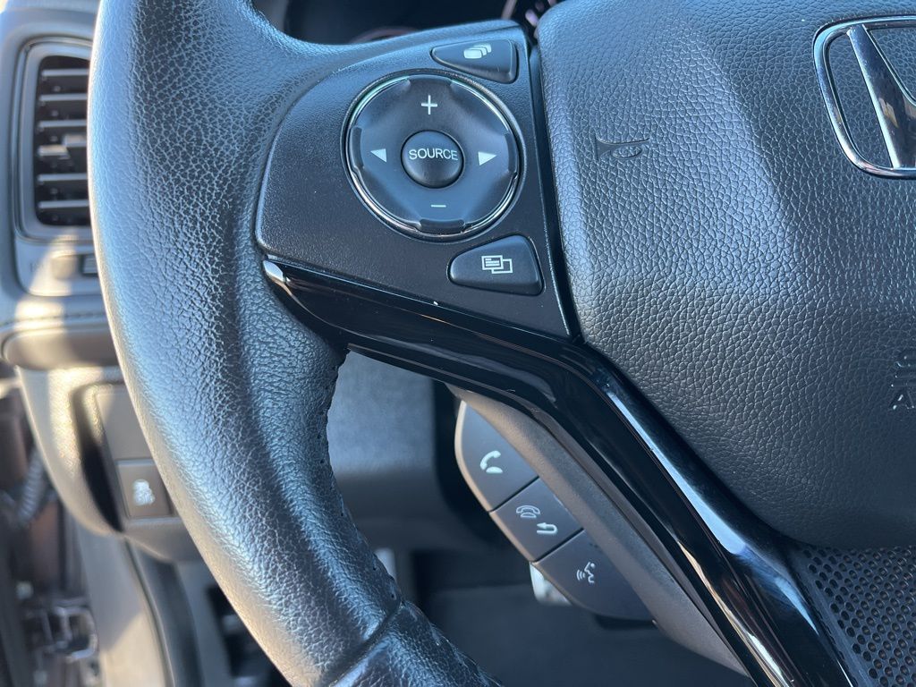 Thumbnail: 2022 Honda HR-V - 17