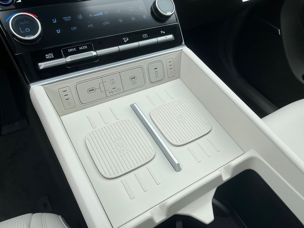 2025 Hyundai Santa Fe Calligraphy photo 30