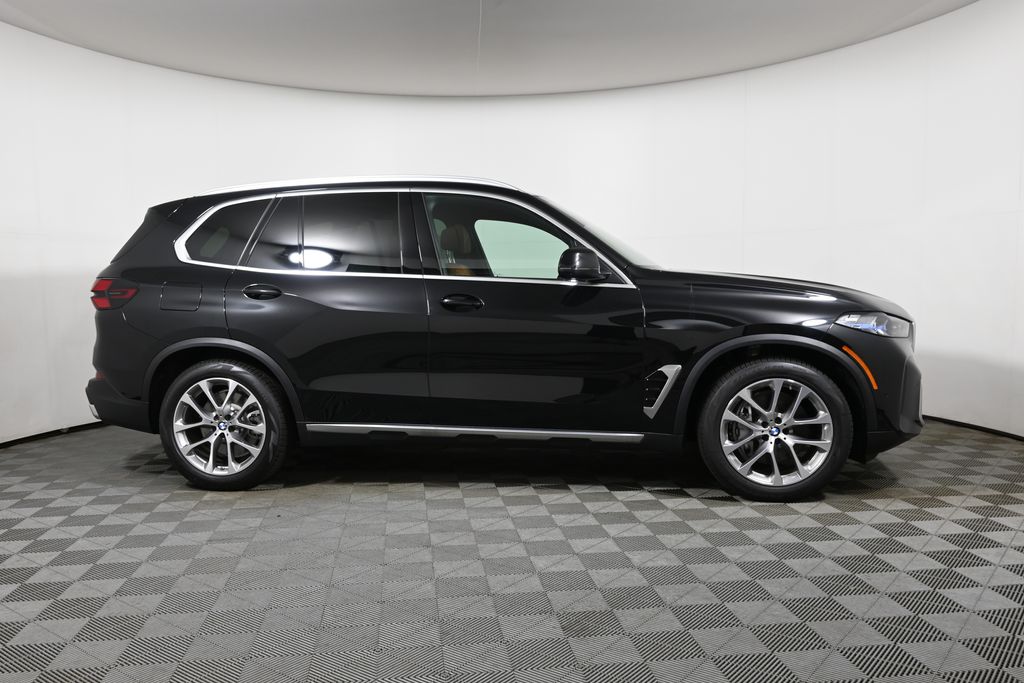 Thumbnail: 2026 BMW X5 - 8