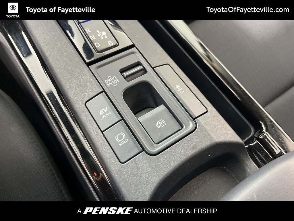 Thumbnail: 2024 Toyota Prius - 31