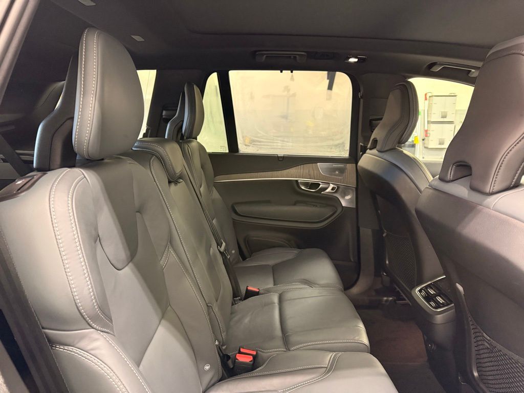 Thumbnail: 2023 Volvo XC90 - 27