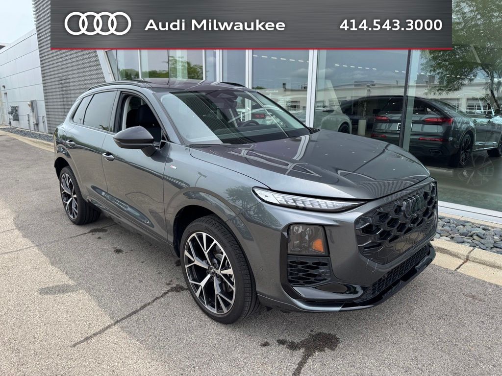Daytona Gray Pearl Effect 2026 Audi Q3 quattro S Line TFSI SUV / Crossover All-Wheel Drive 7-Speed Automatic