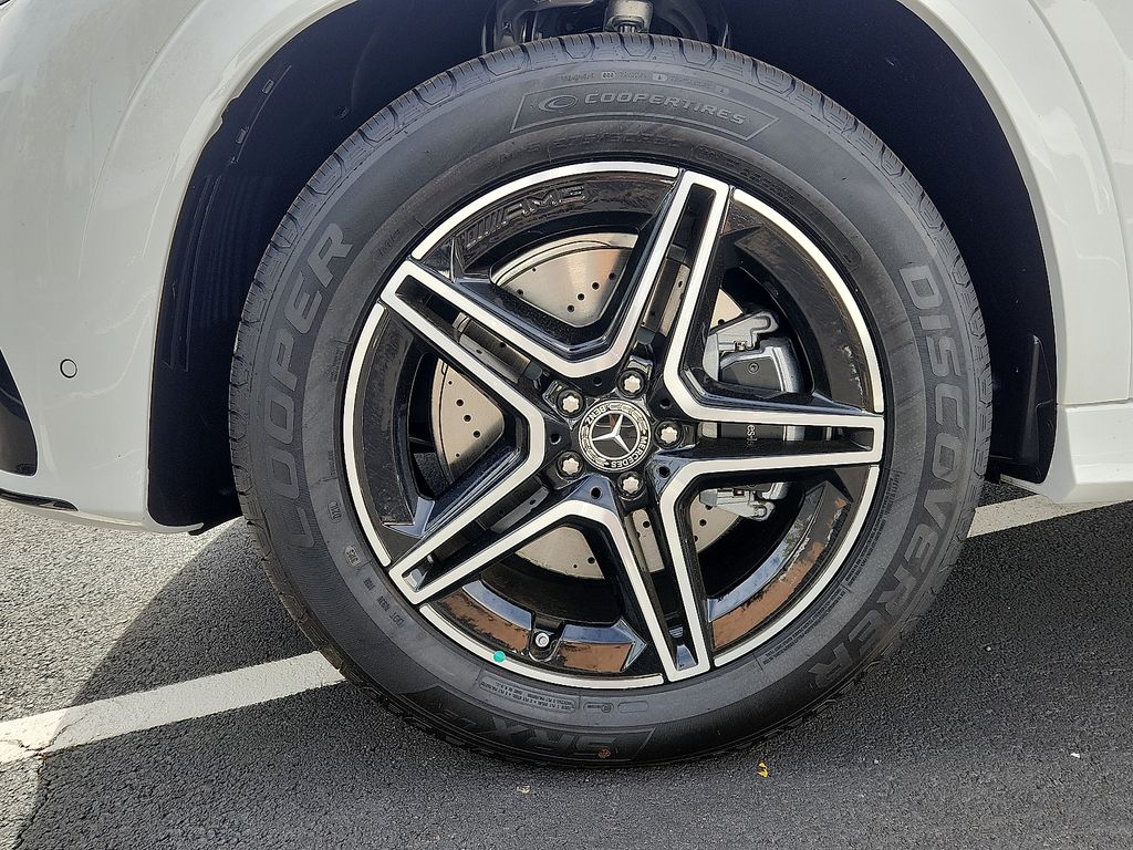 Thumbnail: 2026 Mercedes-Benz GLE - 5