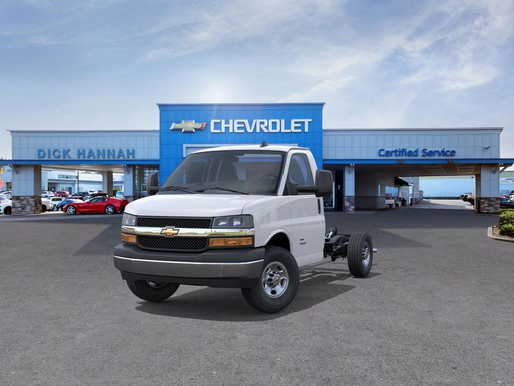 2025 Chevrolet Express 3500 Work Van