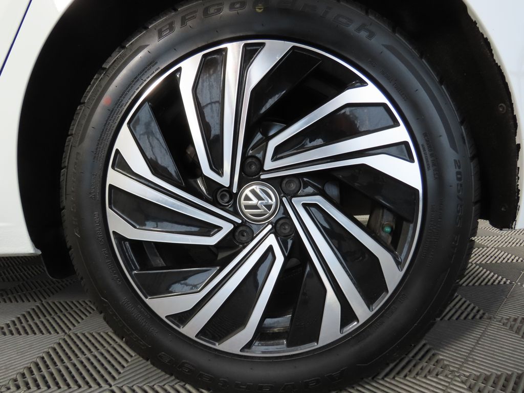 2021 Volkswagen Jetta SEL 32