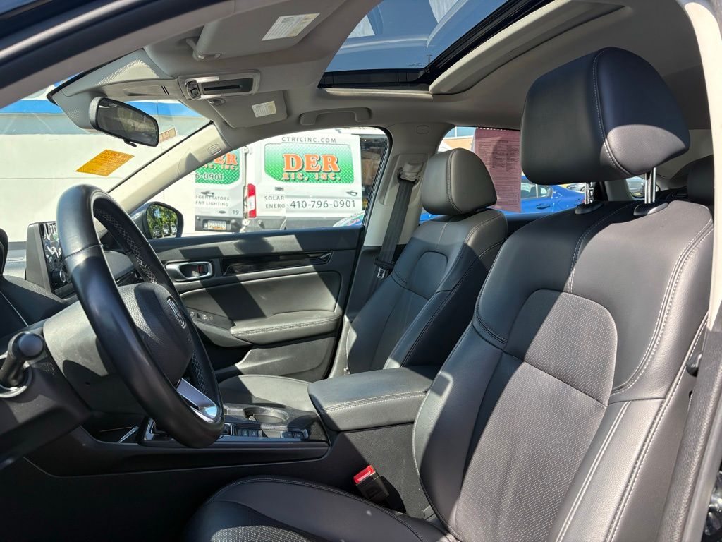 2023 Honda Civic Hatchback EX-L
