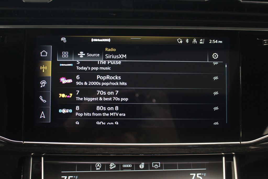 Thumbnail: 2026 Audi Q8 - 19