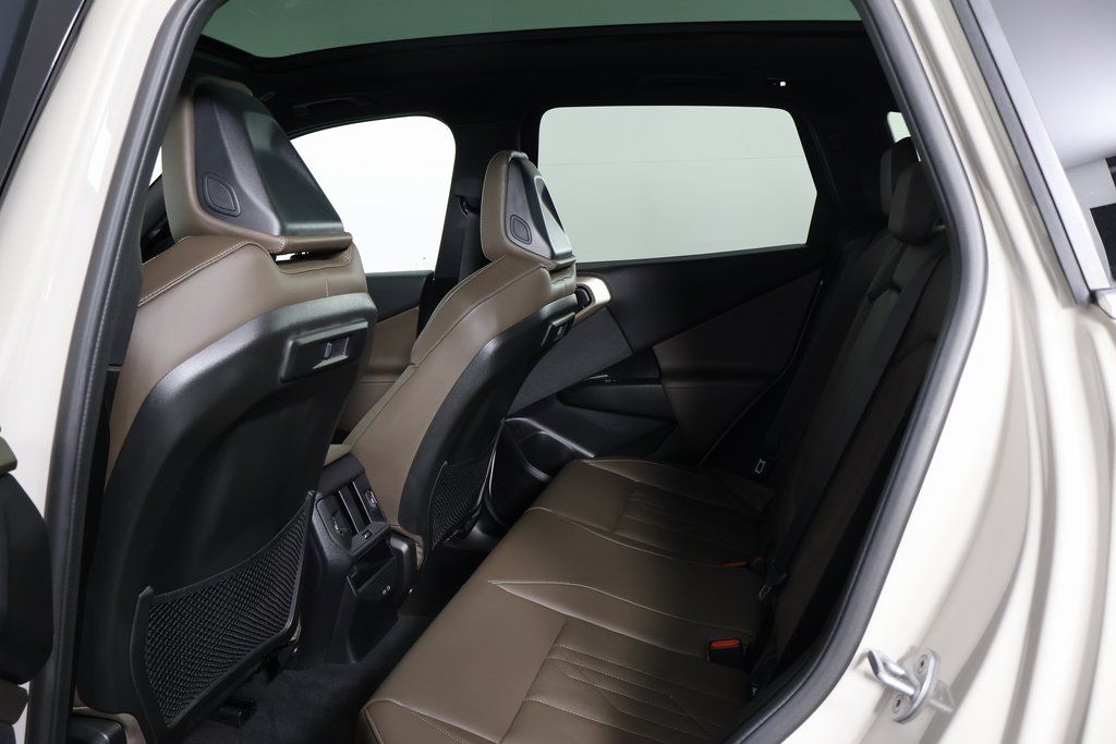 Thumbnail: 2025 BMW X3 - 11