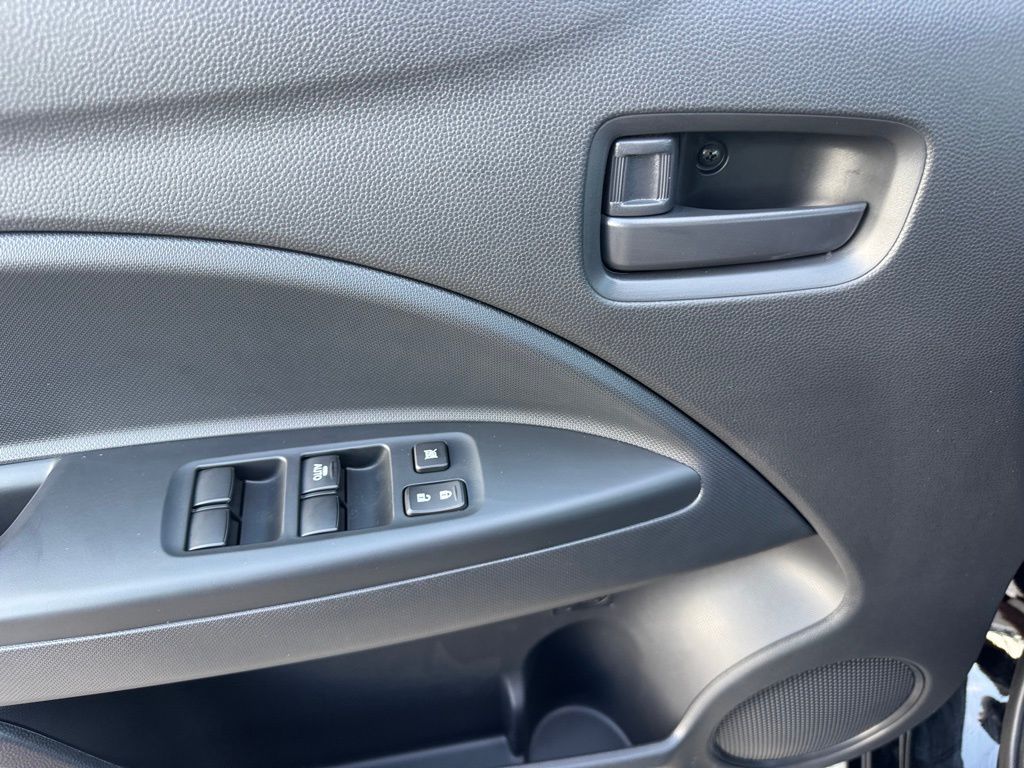2024 Mitsubishi Mirage LE photo 28