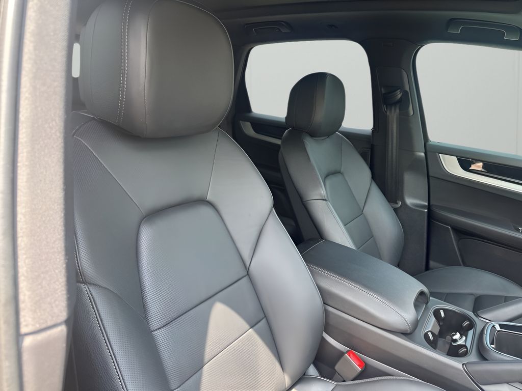 Used Car 2024 Porsche Cayenne  Base For Sale In Austin, Texas