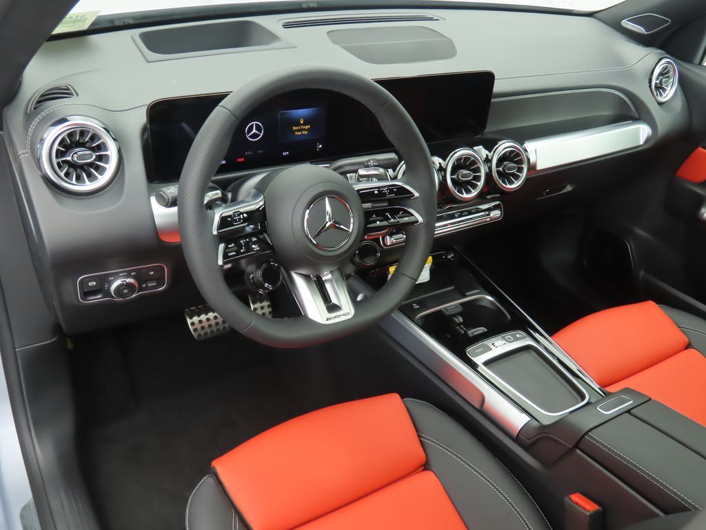 Thumbnail: 2026 Mercedes-Benz GLB - 10