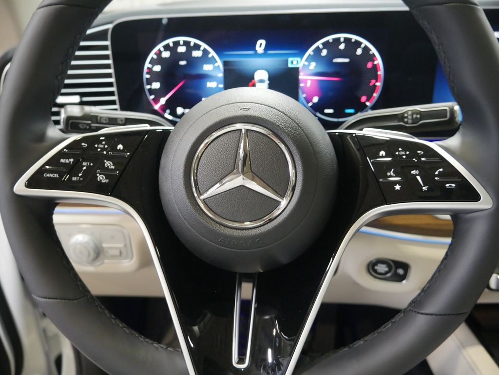 Thumbnail: 2026 Mercedes-Benz GLE - 29
