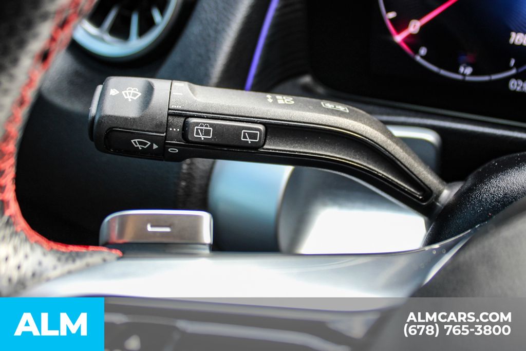 Used 2024 Black Mercedes-Benz GLB 250 image 29