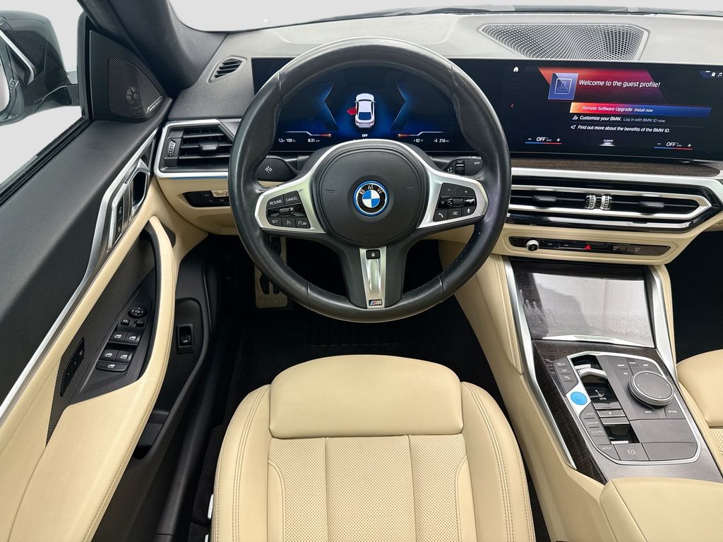 Thumbnail: 2023 BMW i4 - 10