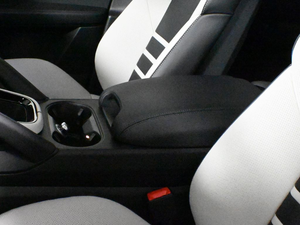 Thumbnail: 2026 Porsche Cayenne - 28