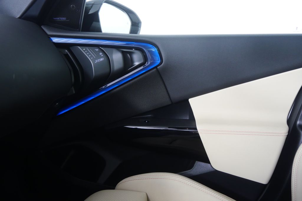 Thumbnail: 2025 BMW X3 - 24