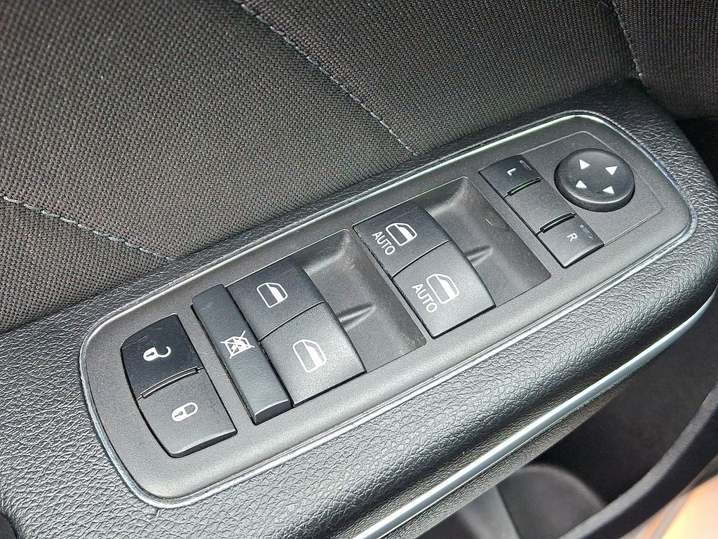 Thumbnail: 2022 Dodge Charger - 26