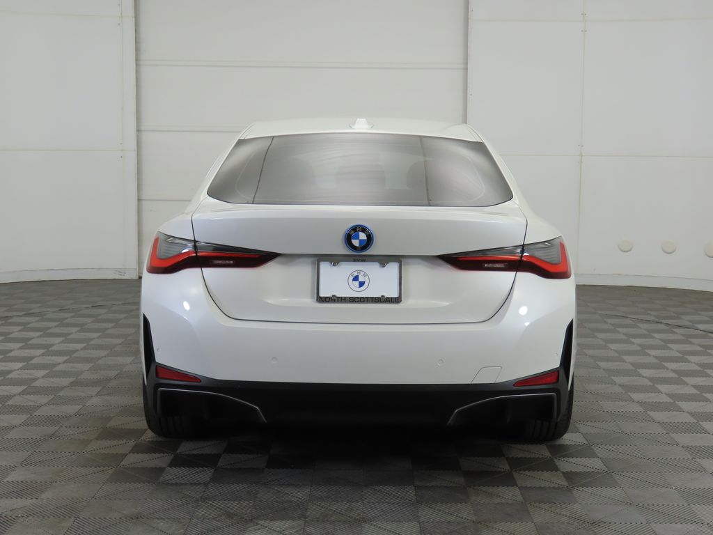Thumbnail: 2023 BMW i4 - 6