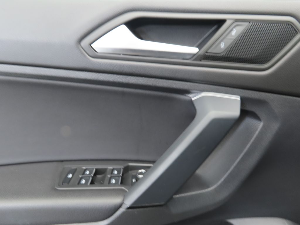 2019 Volkswagen Tiguan 2.0T 24