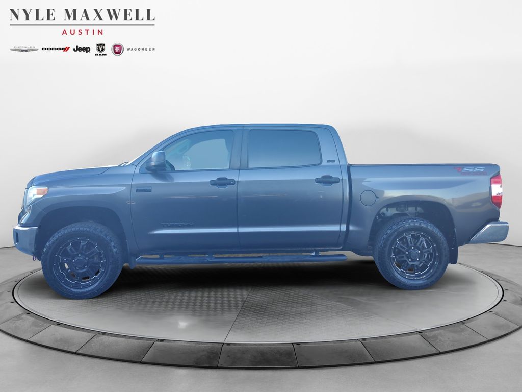 Used Car 2017 Toyota Tundra  Sr5 For Sale Under $30,000 In Austin, Texas