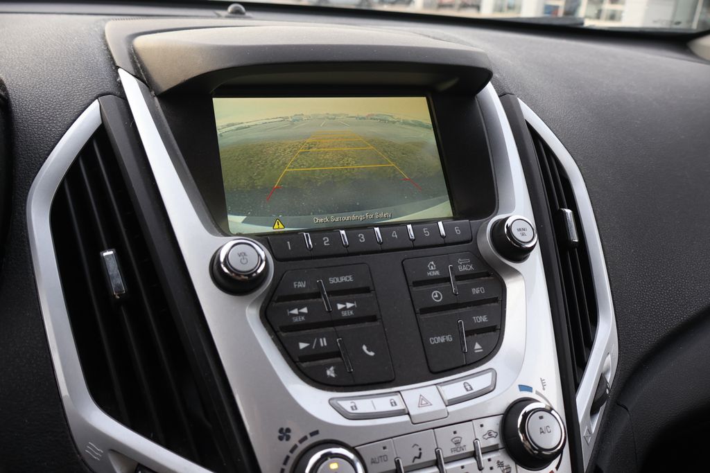 Thumbnail: 2015 GMC Terrain - 22