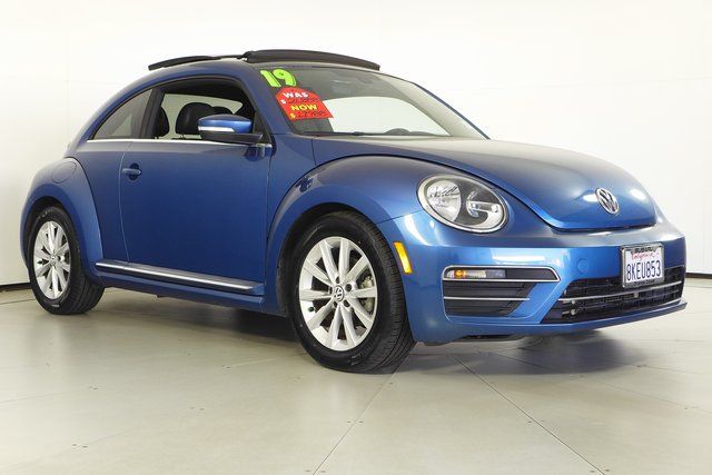 2019 Volkswagen Beetle 2.0T SE 4