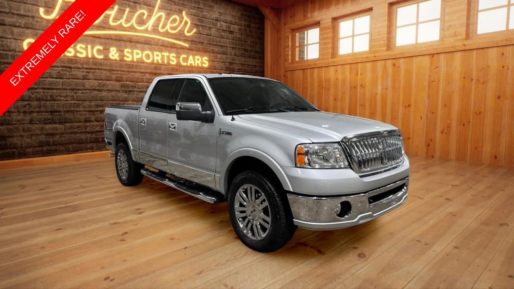 Silver Clearcoat Metallic 2007 Lincoln Mark LT Pickup Truck 4-Speed Automatic Overdrive