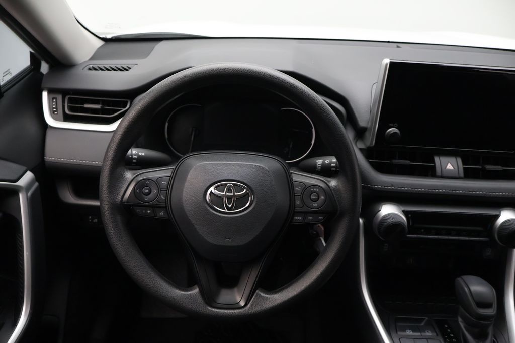 Thumbnail: 2024 Toyota RAV4 - 23