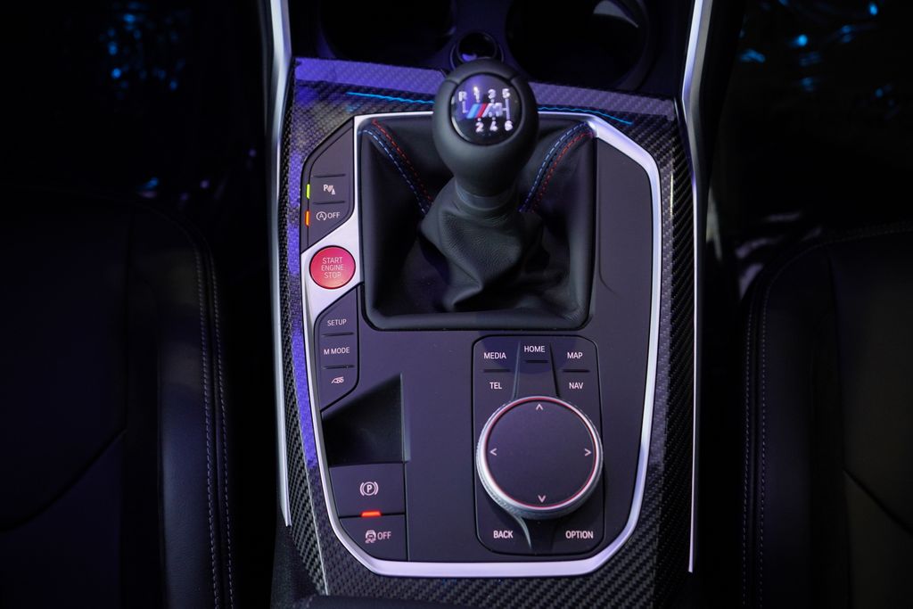 Thumbnail: 2025 BMW M2 - 16