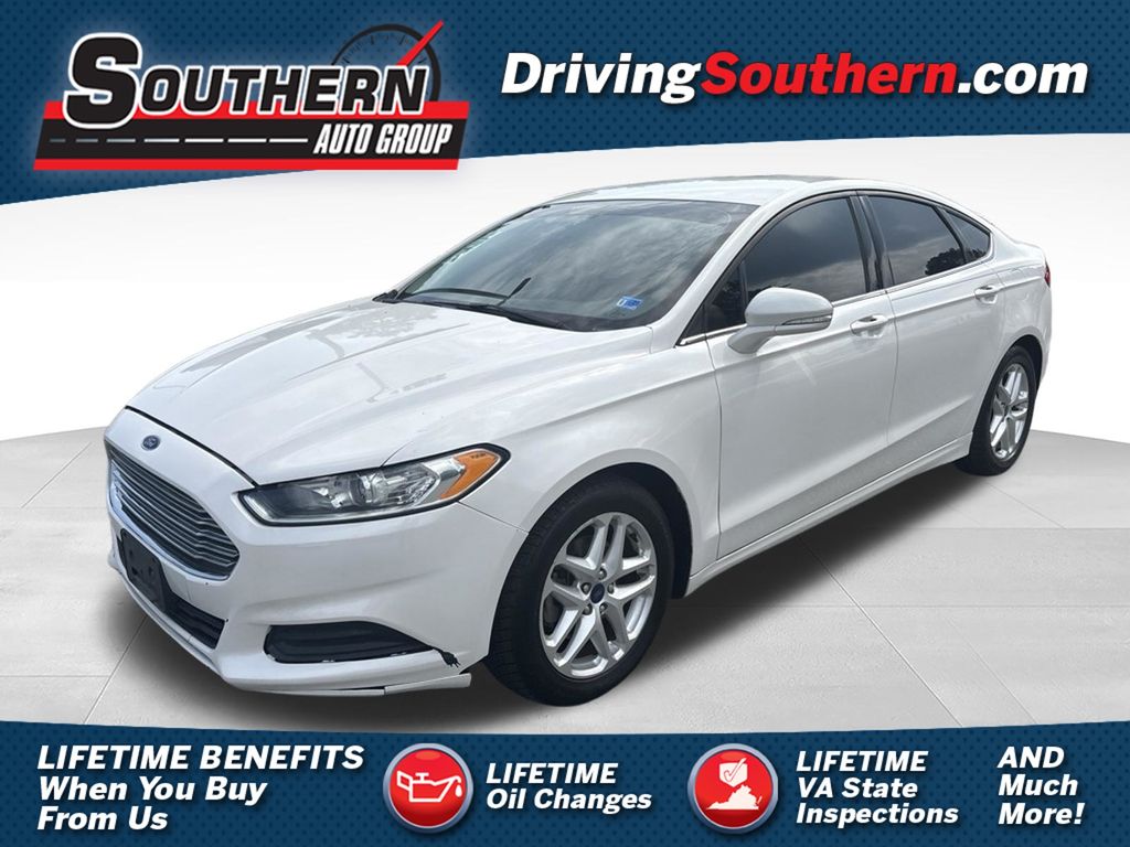 White Platinum Clearcoat Metallic 2016 Ford Fusion Sedan Front-Wheel Drive 6-Speed Automatic