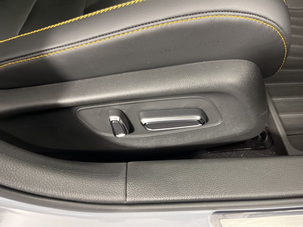 Thumbnail: 2026 Acura Integra - 8