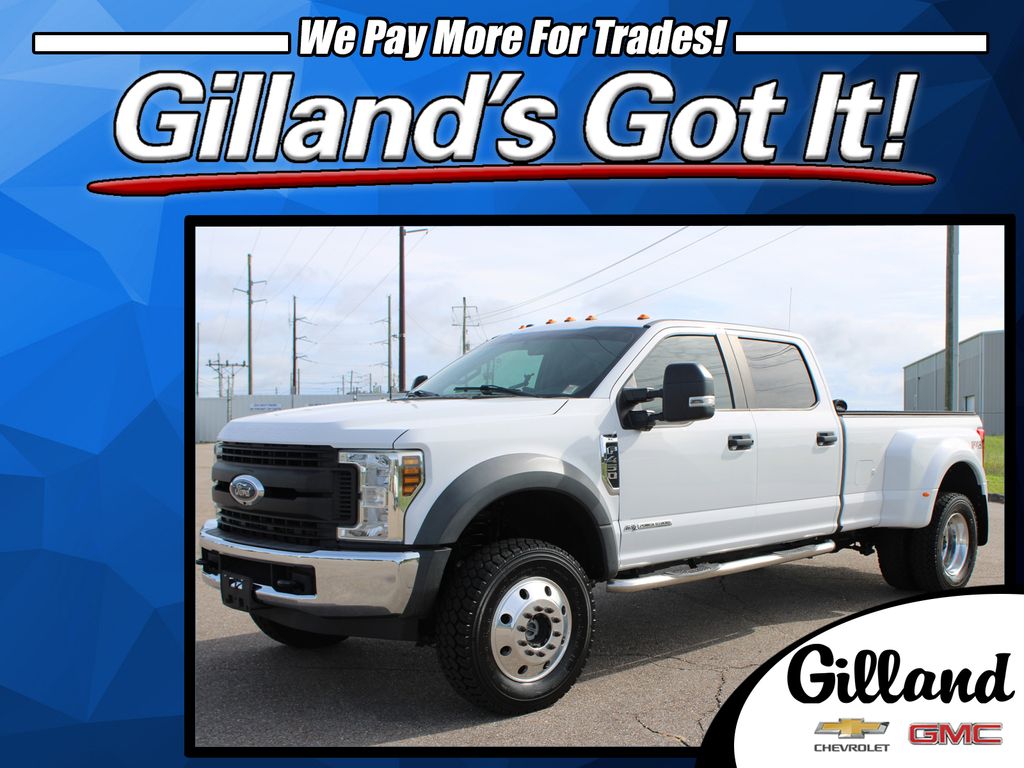 Oxford White 2019 Ford F-450 Super Duty XL Crew Cab LB DRW 4WD Pickup Truck Four-Wheel Drive 6-Speed Automatic