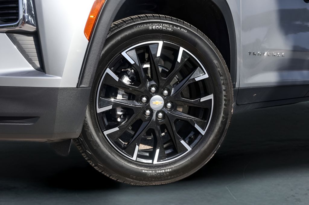 Used Car 2025 Chevrolet Traverse  Lt For Sale Under $50,000 In Austin, Texas
