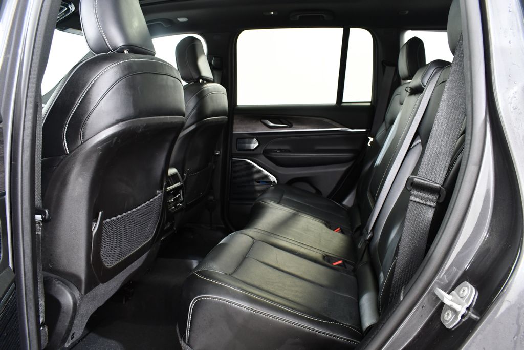 Used 2022 Gray Jeep Overland 4xe Hybrid image 16