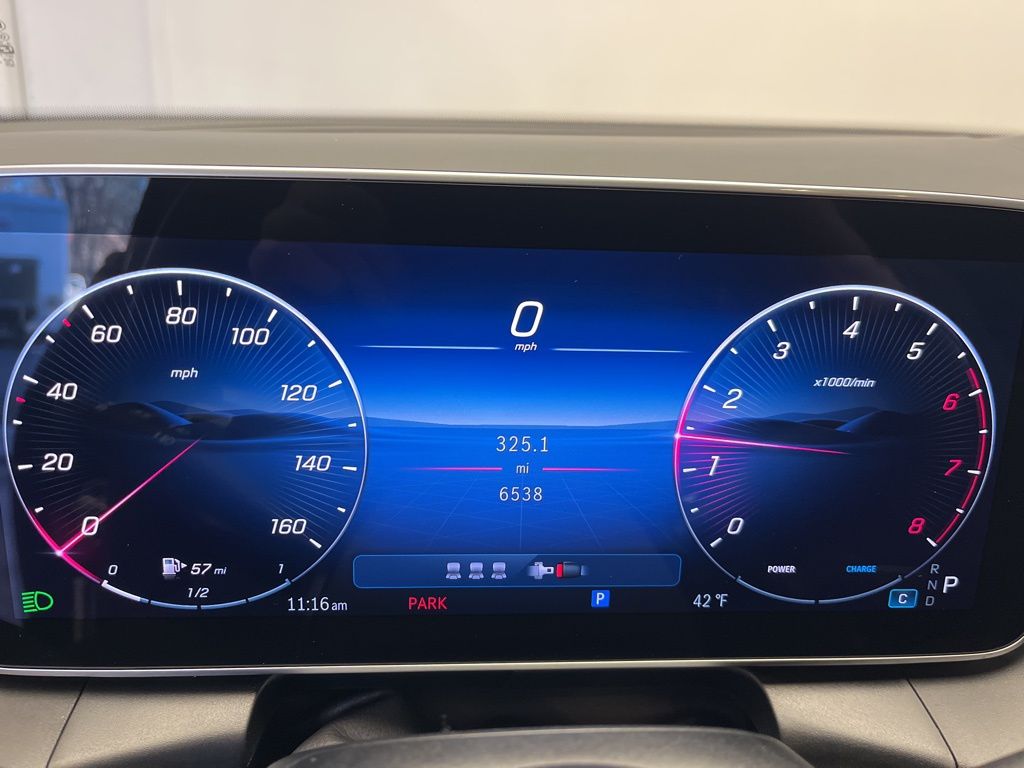 Thumbnail: 2025 Mercedes-Benz GLC - 16