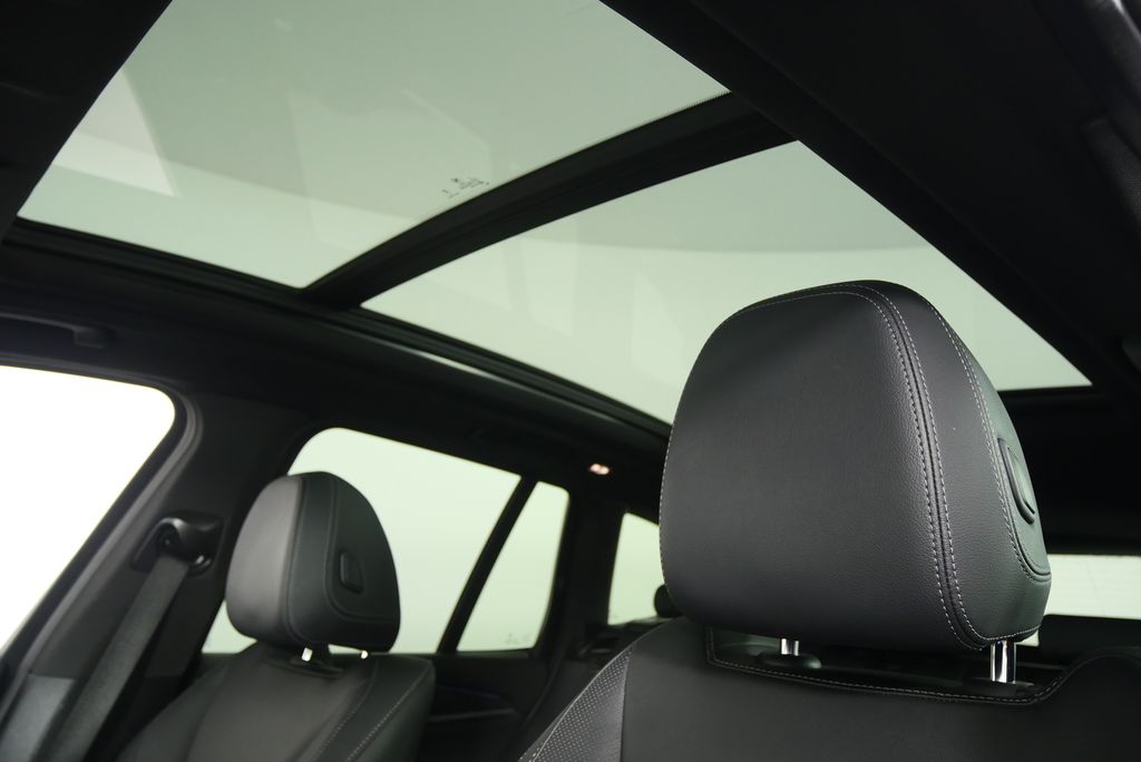 Thumbnail: 2024 BMW X3 - 11